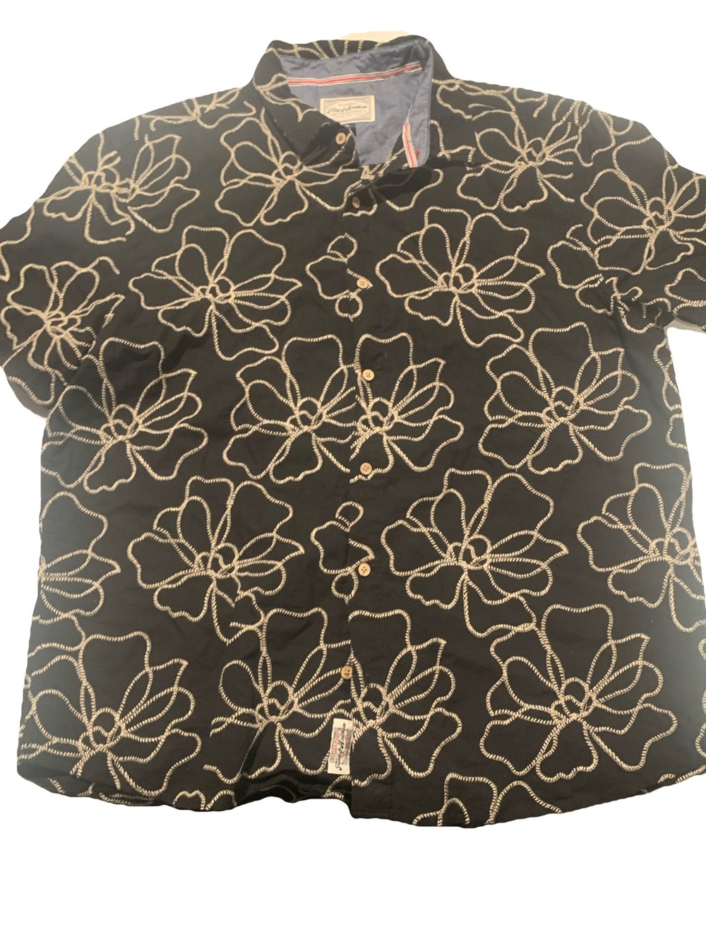 Men's Black Floral Button-Down Casual Shirt
